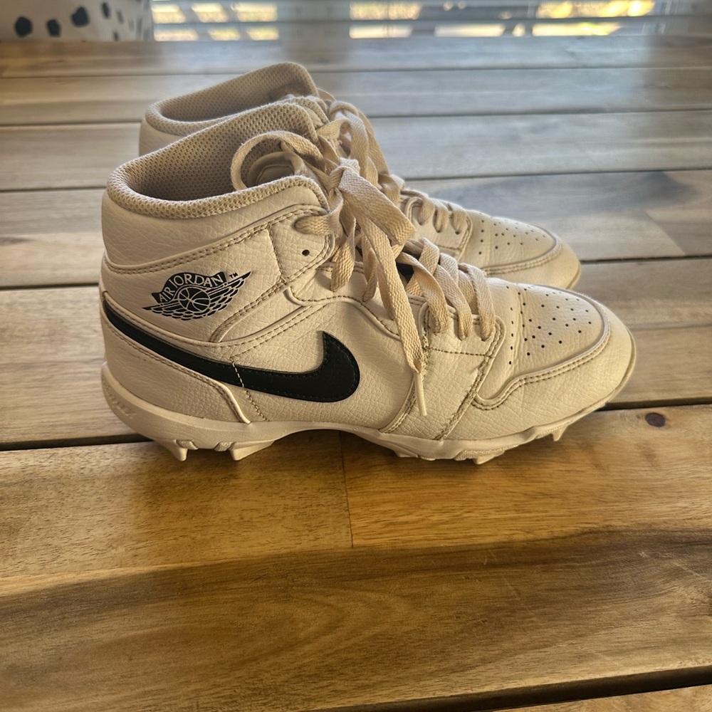 Air Jordan 1 high top cleats